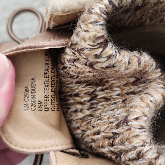 New Cliffs Ankle Booties - Picture 5 of 5